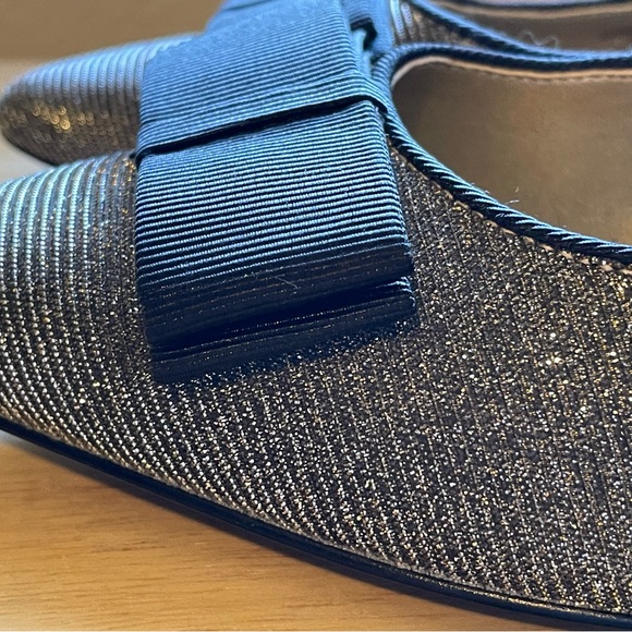 Adrienne Vittadini silver/gold sparkly Bow Pump Size 8.5 - Picture 11 of 14